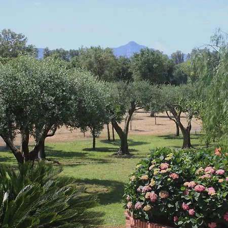 Per Vacanze La Cicadea Borgo Montenero